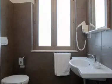 Giga Hotel