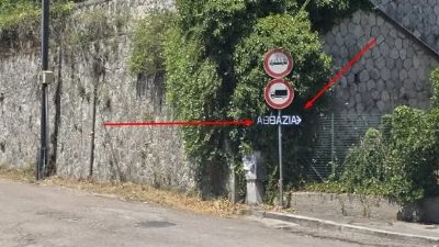 Devo andare all'Abbazia dove passo?