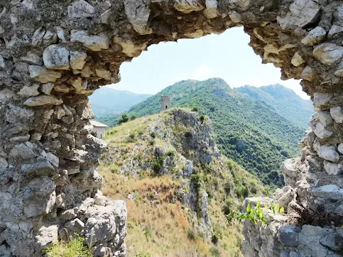 Castello dei Conti d’Aquino