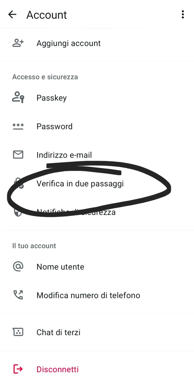 Truffa WhatsApp “Vota per Sophie”: non è un favore, è la chiave per rubarti l’account