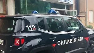 Cocaina e crack a bordo del motociclo: denunciato