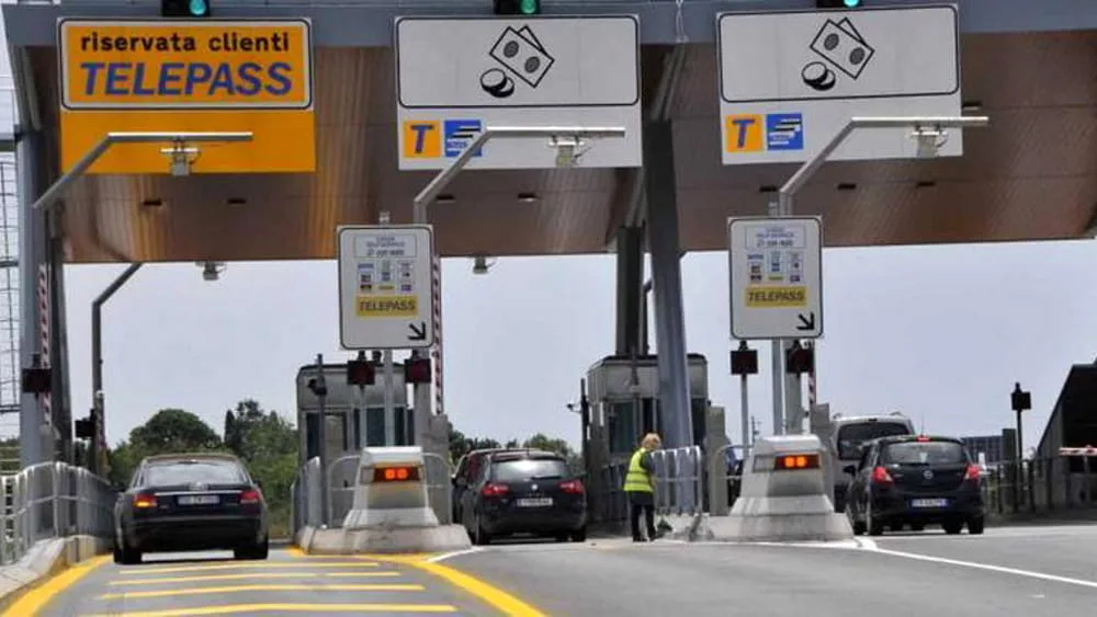 A1, chiuso di notte il tratto Anagni-Valmontone: disagi per chi viaggia verso Roma