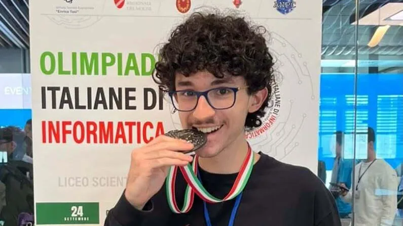 Frosinone sul podio alle Olimpiadi Italiane di Informatica: bronzo per Gabriele Di Massimo del Liceo Severi