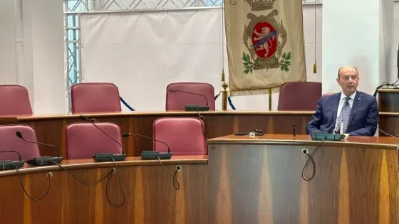 Quella mucca in corridoio che blocca la maggioranza