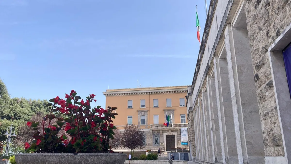 Frosinone, convocata la Conferenza dei capigruppo: all’odg torna il nodo presidenza e ci sono debiti fuori bilancio
