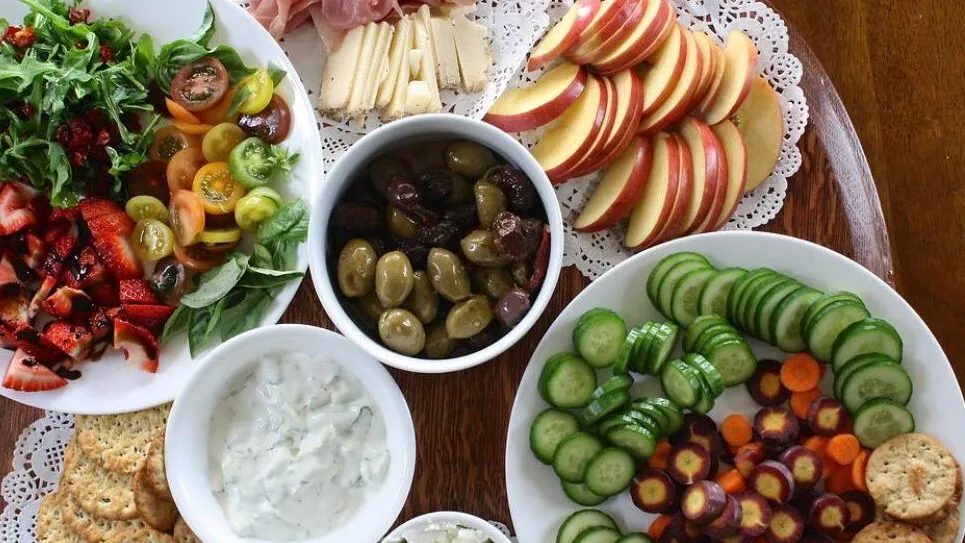 Mangiare in modo più sano migliora la salute, ecco i ‘sabotatori’ che ostacolano il benessere quotidiano