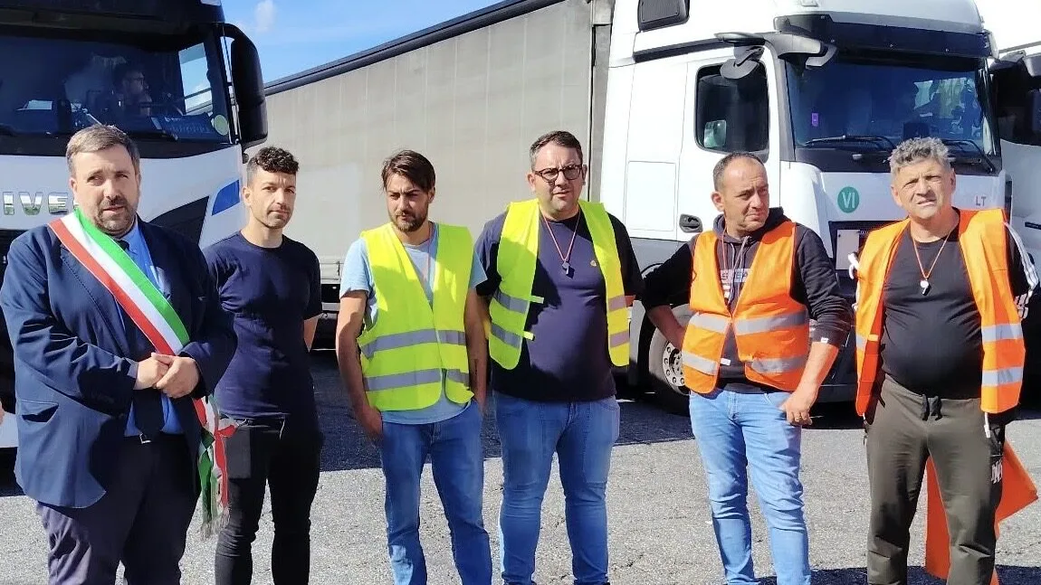 Fumone (FR) – Il sindaco Campoli accanto ai colleghi trasportatori: “Conosco impegno e sacrifici”