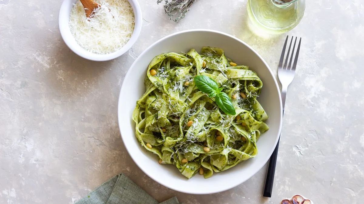 Tagliatelle al pesto di scarola