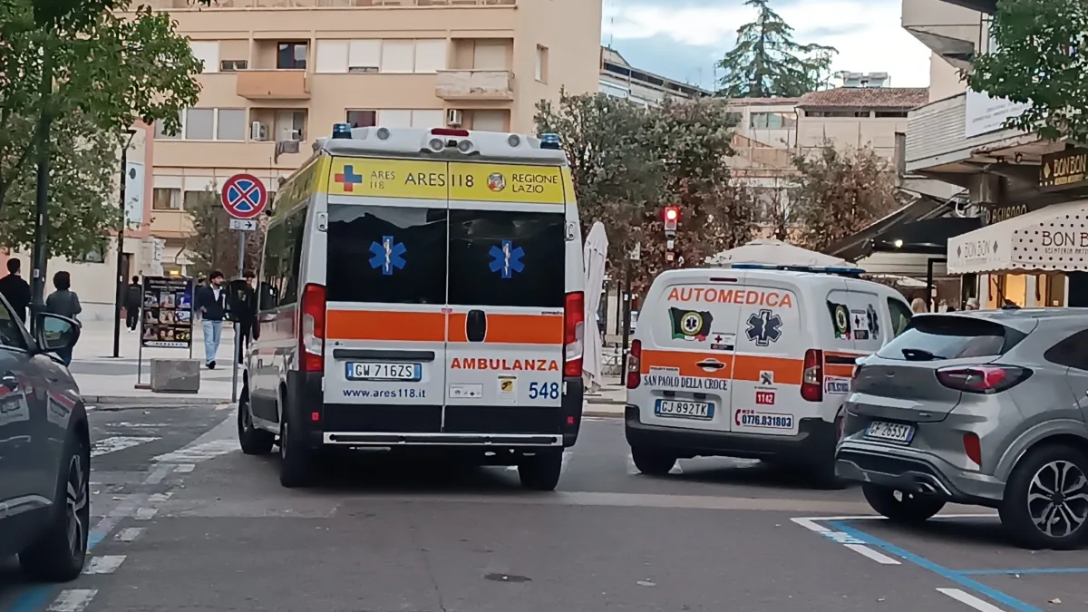 Cassino (FR) – Principio di incendio in casa a causa di una candela, scattano i soccorsi