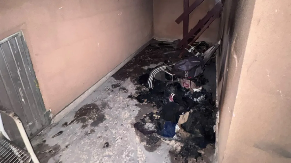 Cassino, incendio in una palazzina a San Bartolomeo: fiamme nel vano scale e famiglie evacuate
