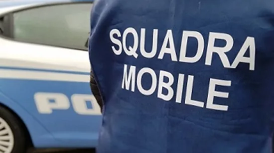 Frosinone – Tre chili di cocaina in auto: colpo della Squadra Mobile al traffico di droga