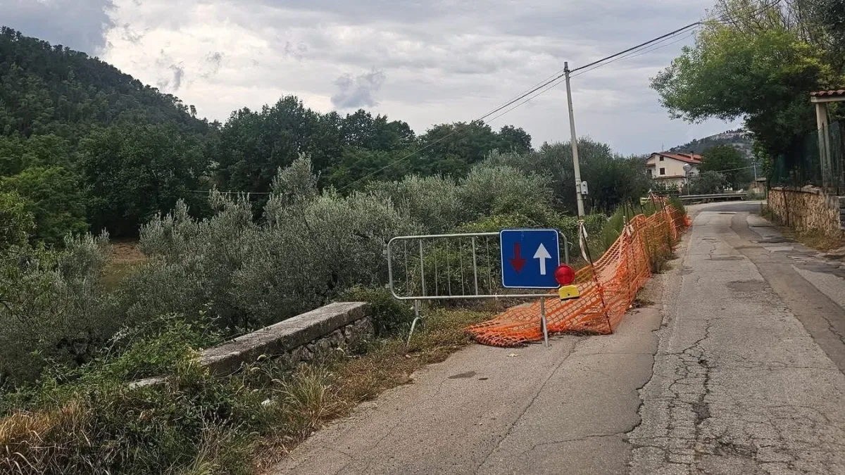 Alatri, affidati i lavori per la messa in sicurezza di via Campo le Fraschette: l’annuncio di Dell’Uomo