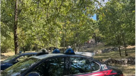 Ripi – Uomo gambizzato con sei colpi di pistola: tre fermi per tentato omicidio