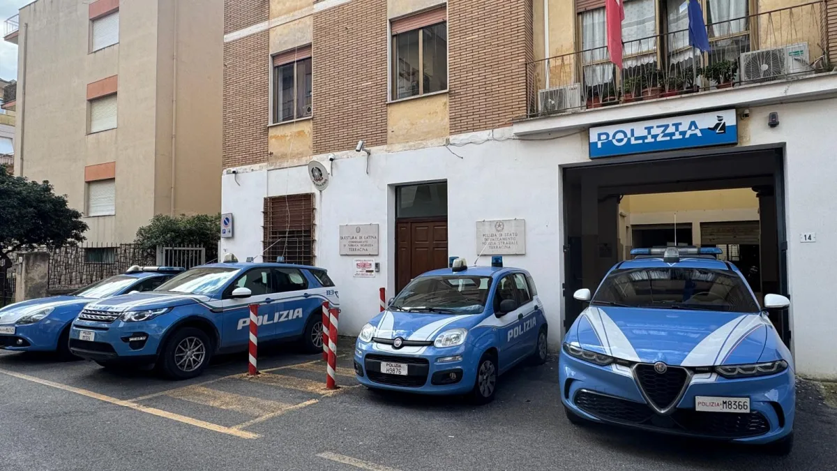 Terracina – Picchia la compagna e le distrugge il telefono, arrestata
