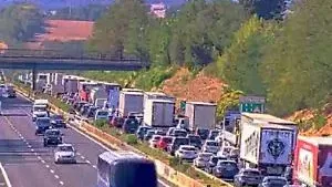 Incidente in autostrada: code chilometriche