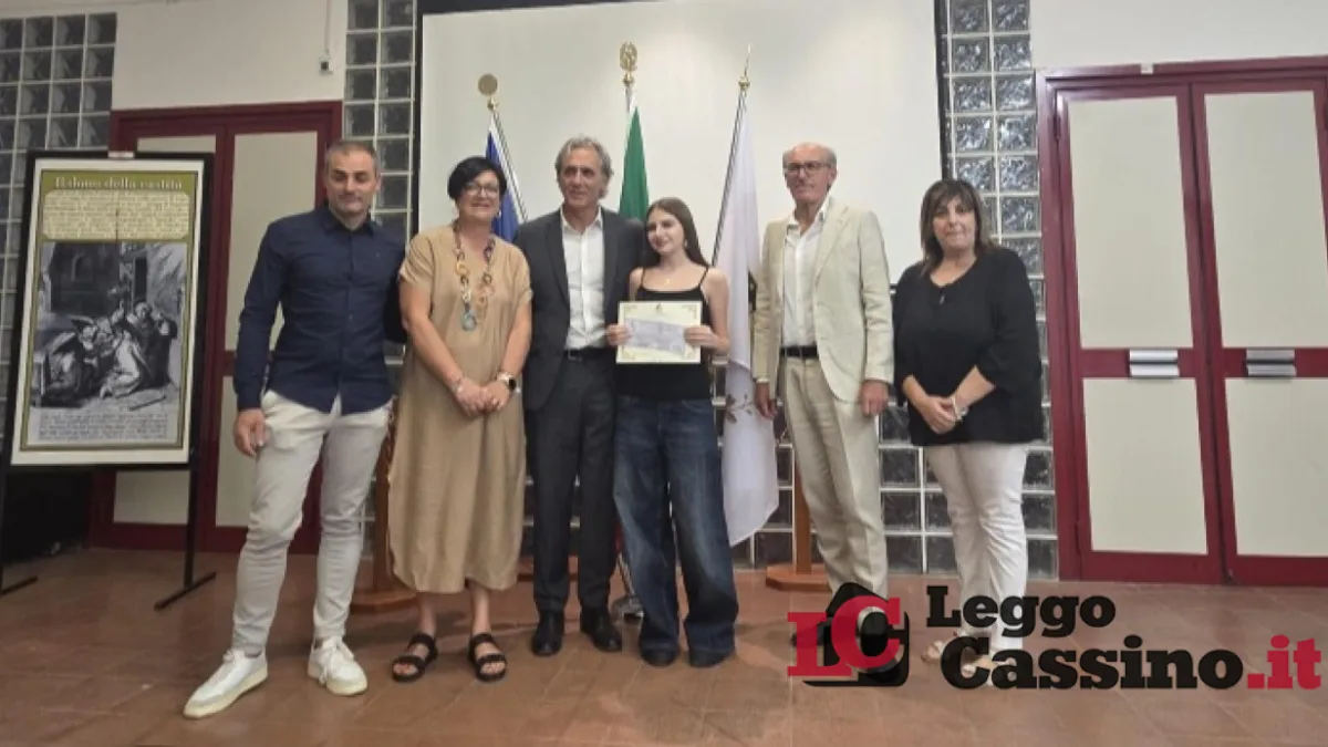 Aquino premia le sue eccellenze: riconoscimenti agli studenti con il massimo dei voti