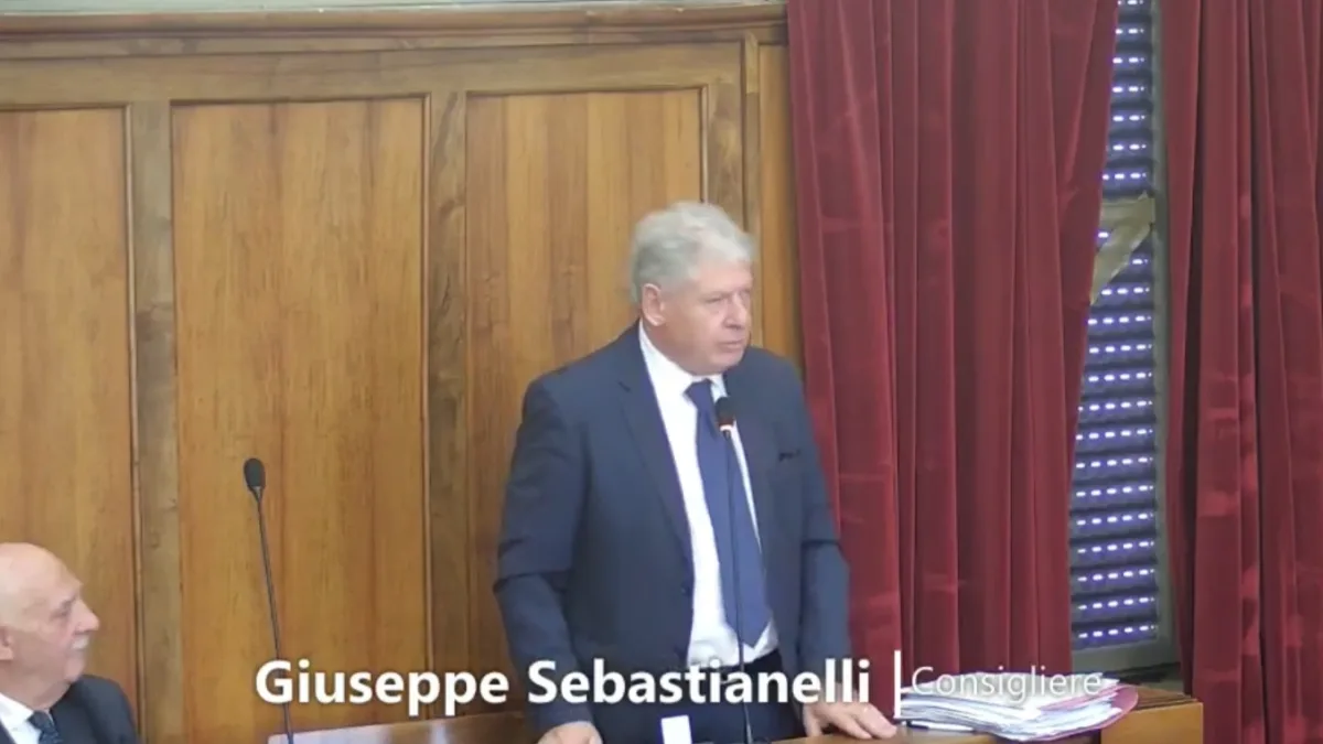 Cassino (FR) – Il dopo assise tra mancato rispetto per la memoria politica e qualche inciampo fonico