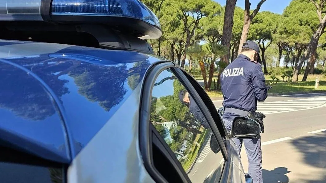 Diciannovenne straniero arrestato per violenza, minaccia e resistenza a Pubblico Ufficiale
