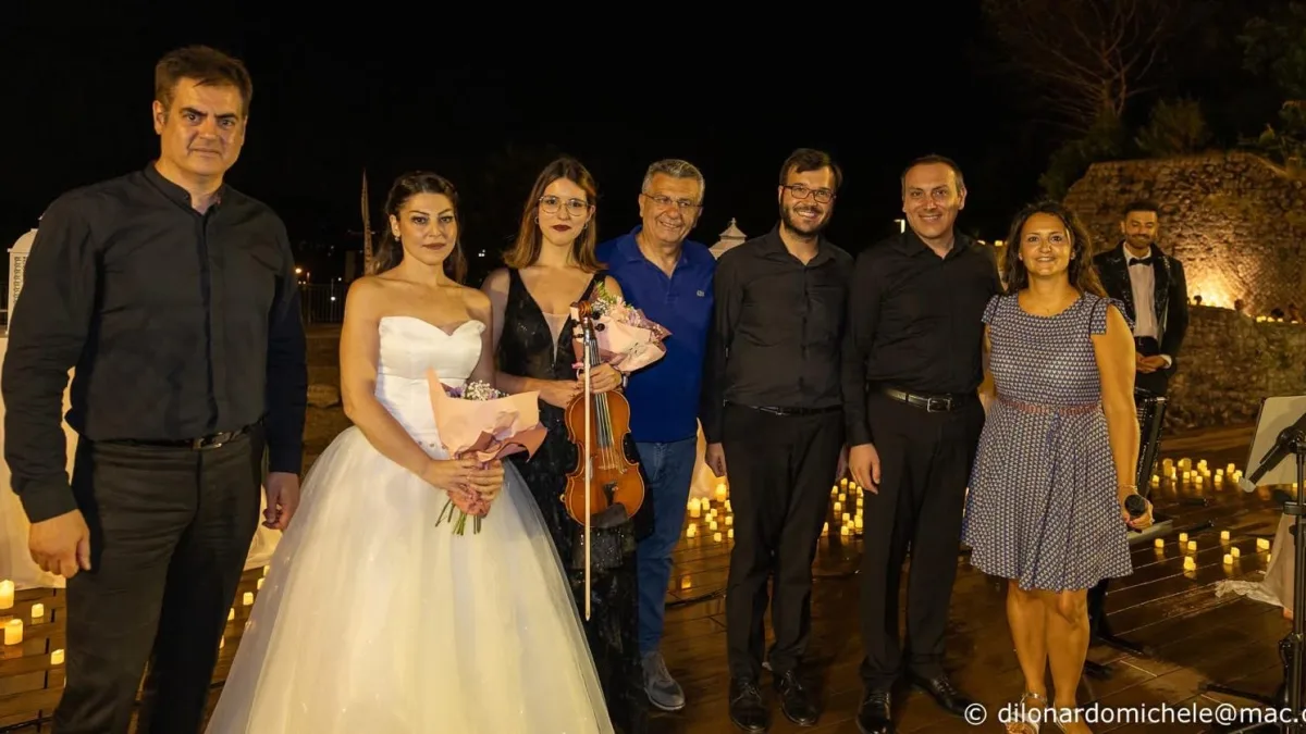 MAGIA AL TEATRO ROMANO DI CASSINO: È SOLD OUT PER LA “CANDLE NIGHT”