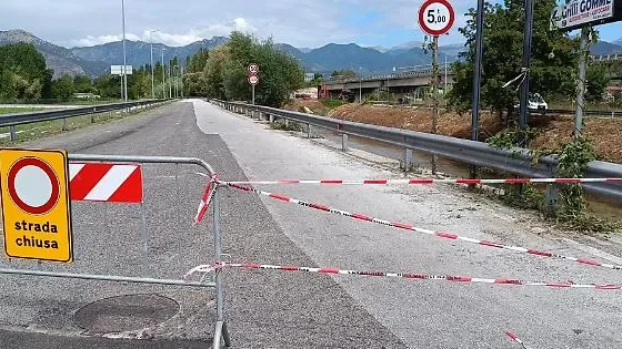 Si apre una voragine in via Madonna di Loreto