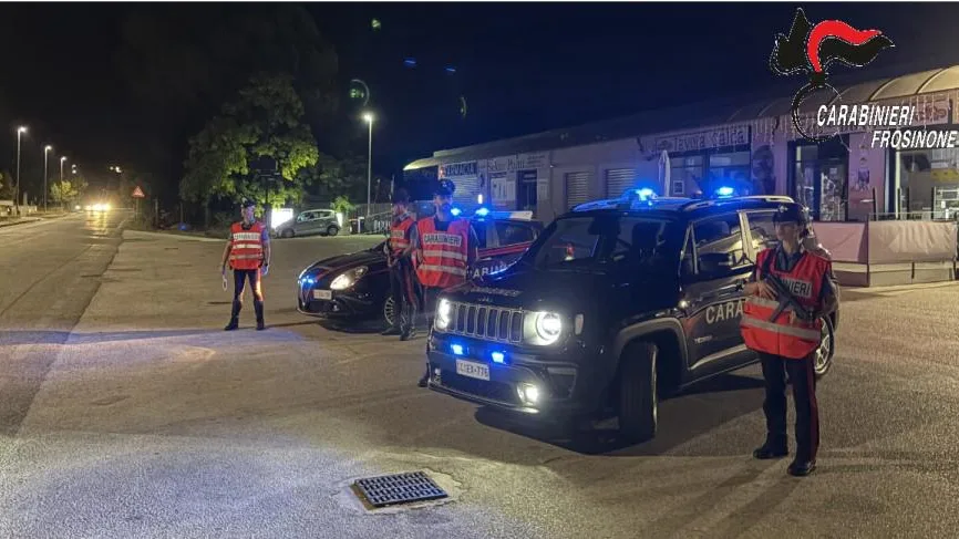 Nas in azione, scoperti 40 chili di cibo scaduto e avariato: scattano sequestri e multe nei locali
