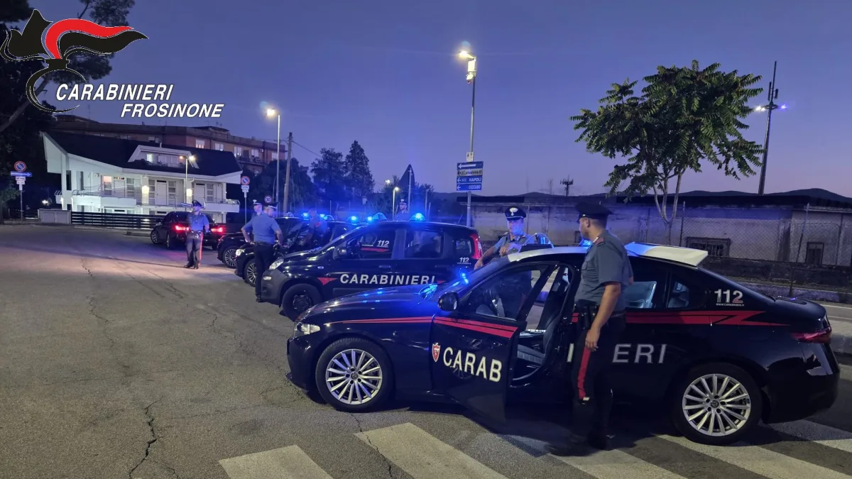 Frosinone – Rissa tra stranieri in Piazza Pertini: tutti i risultati del maxi dispositivo con l’elicottero dei carabinieri