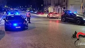 Esce di casa nonostante la libertà vigilata. Denunciato