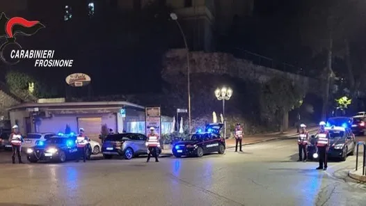 Controlli straordinari a tappeto: denunce, droga e violazioni al Codice della strada