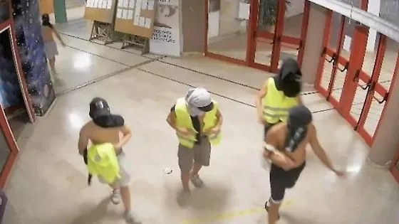 Scuola devastata, sei ragazzi della Cassino bene nei guai