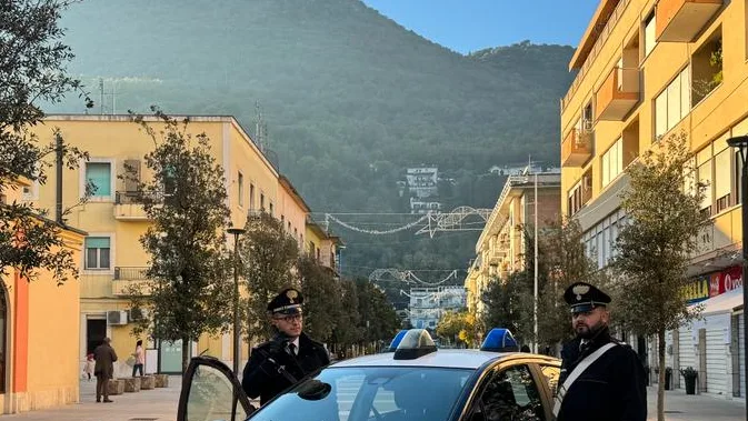 Cassino (FR) – Palpeggiò studentessa sull’autobus, arrestato a Pescara
