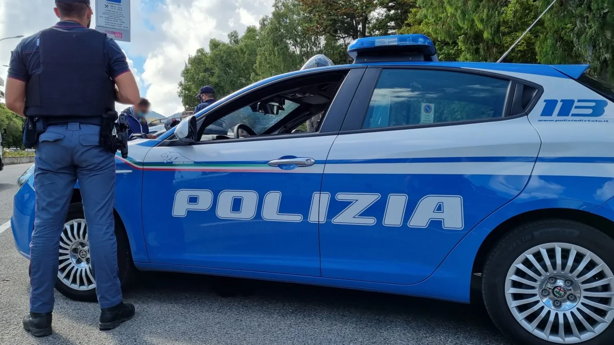 Si allontana da casa e fa sospettare di volerla fare finita: raggiunta e soccorsa dalla polizia sulla Frosinone-Mare