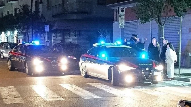 Cassino – Mala movida: coltelli, munizioni e droga. Dieci denunciati e multe per 7mila euro