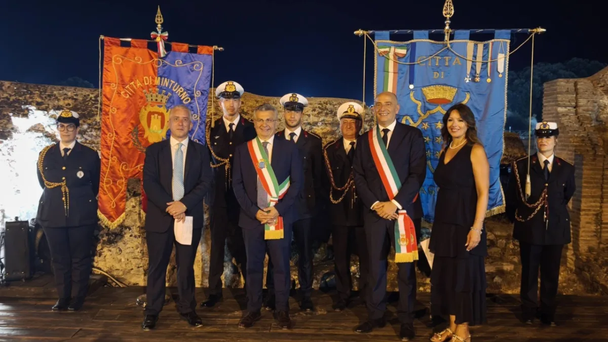 Gemellaggio tra Minturno e Cassino: celebrata al Teatro Romano di Minturnae l’unione delle due Città