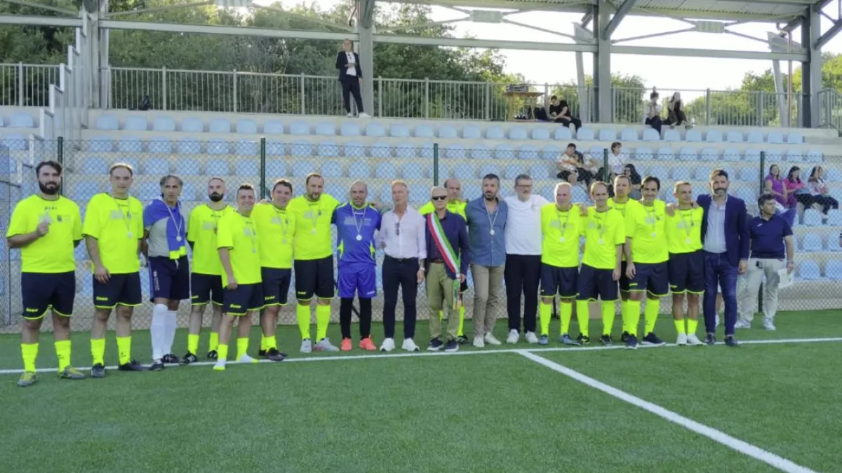 Esperia, grande partecipazione alla Partita del Cuore tra politici e avvocati: vince la solidarietà