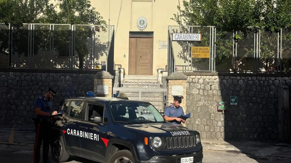 Ausonia (FR) – Ventenne vittima di estorsione sessuale fa individuare i tre responsabili. Denunciati