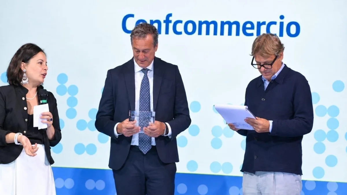 ECO Festival, Acampora ritira il premio per Confcommercio: “La transizione ecologica deve essere possibile per tutte le imprese”