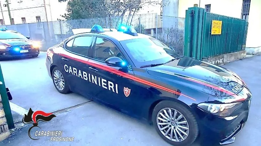 Cassino – Maltrattamenti all’anziana madre: figlio violento in manette