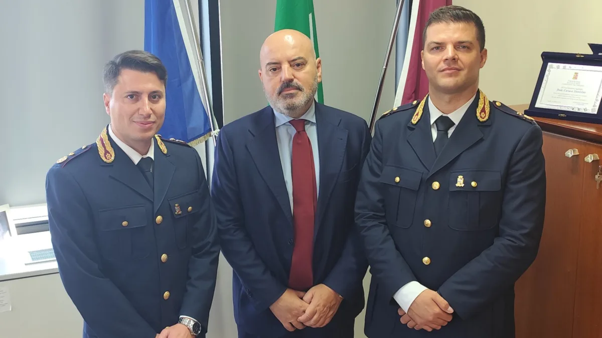 Questura di Frosinone, arrivano rinforzi per la Polizia: il Questore accoglie i Commissari capo Dandini e Gaudino