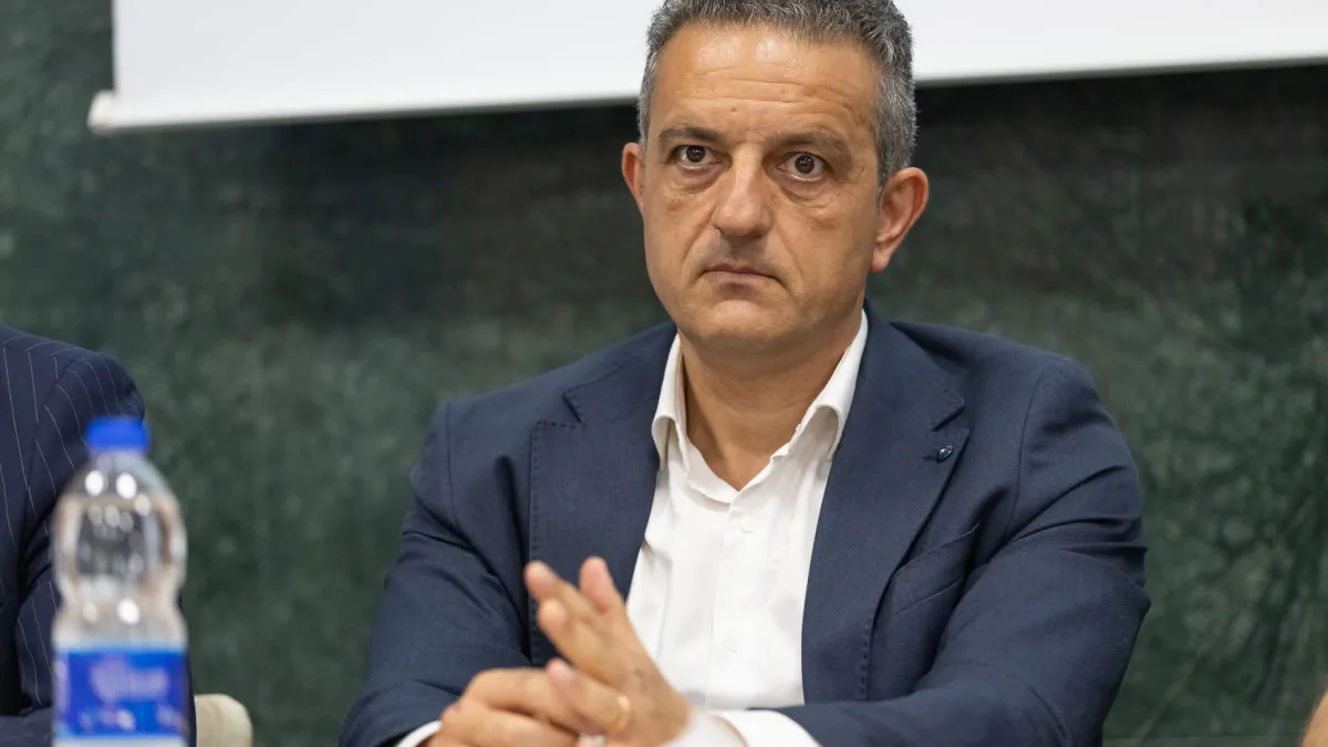 La stoccata di Vizzaccaro spazza via il disfattismo: sul Salveti la minoranza vince solo il titolo di “campioni di figuracce”