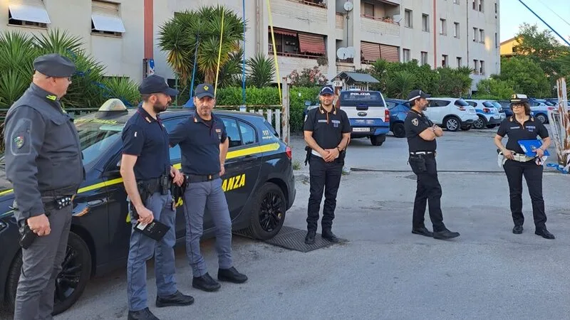 Controlli a tappeto a Frosinone e in provincia: denunce, patenti ritirate e 69 infrazioni