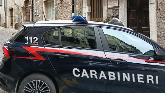 Sgurgola – Picchiata, rapinata e ridotta sul lastrico: arrestato l’uomo che ha estorto 500mila euro all’ex