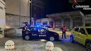 Cede droga in strada: nei guai un quarantenne