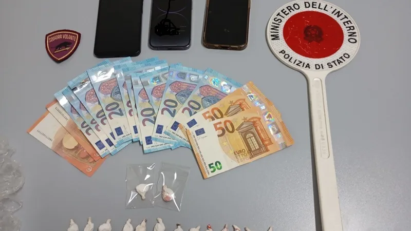 Acuto – Fuga in auto con la droga: fermati ed arrestati