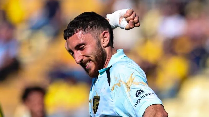 Frosinone, Ghedjemis si riprende una maglia da titolare e chiama a raccolta i tifosi: “Continuiamo insieme”