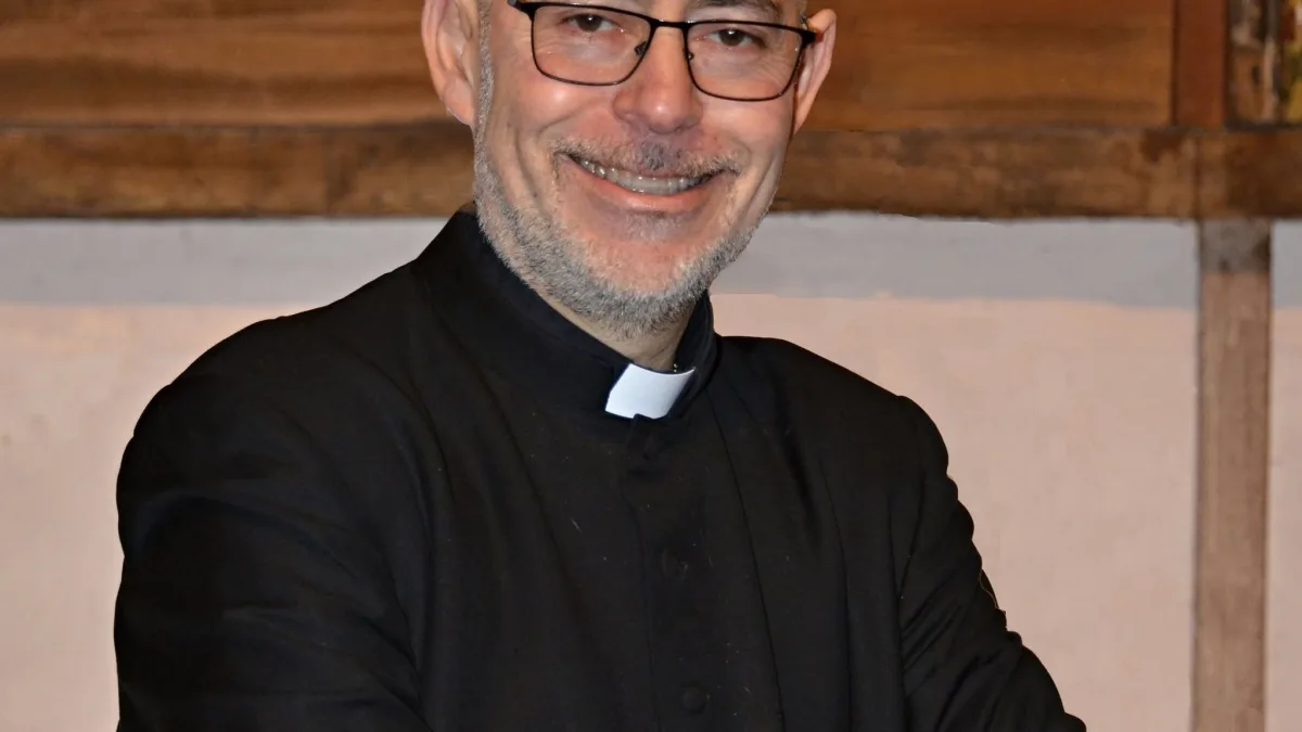 Latina – Scomunicato per scisma l’ex parroco di Sermoneta, Don Leonardo Pompei