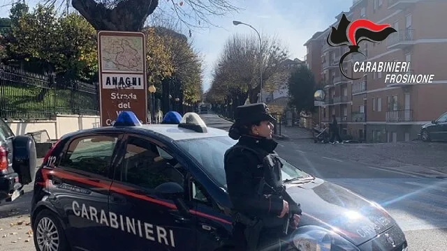 Anagni, evade dai domiciliari e minaccia un gruppo di giovani: arrestato dai Carabinieri