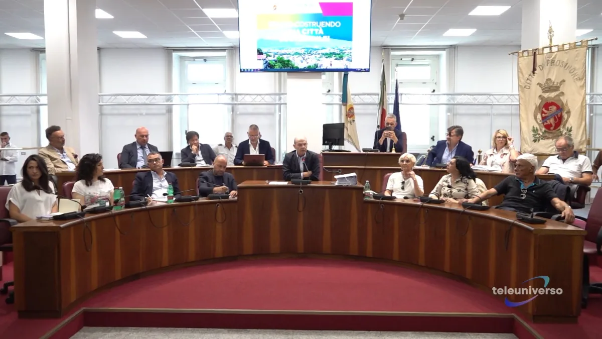 Frosinone – Ultime ore prima del Consiglio verità