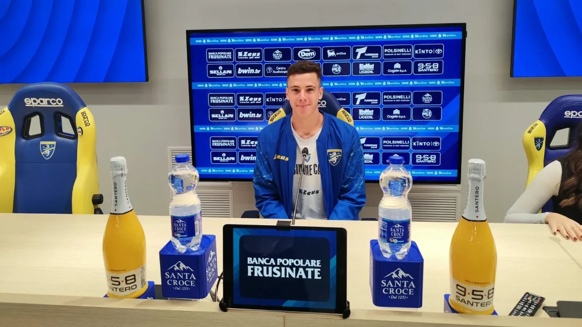 Frosinone, Palmisani carica la squadra: “Con il Lecce vogliamo riscattarci. La nostra forza è il gruppo”