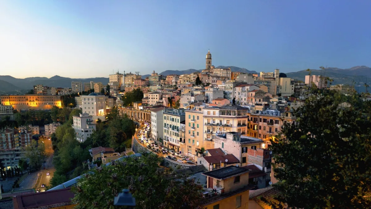 “Frosinone Alta Street Food”, tre giorni di sapori e divertimento nel centro storico
