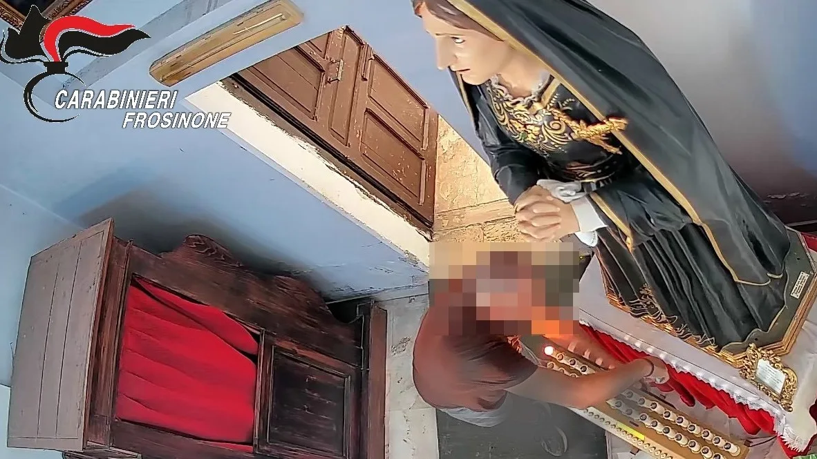 Pontecorvo – Furto di monete in Chiesa, denunciato un uomo, incastrato dalle telecamere
